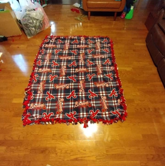 Throw - Picture 1 of 1